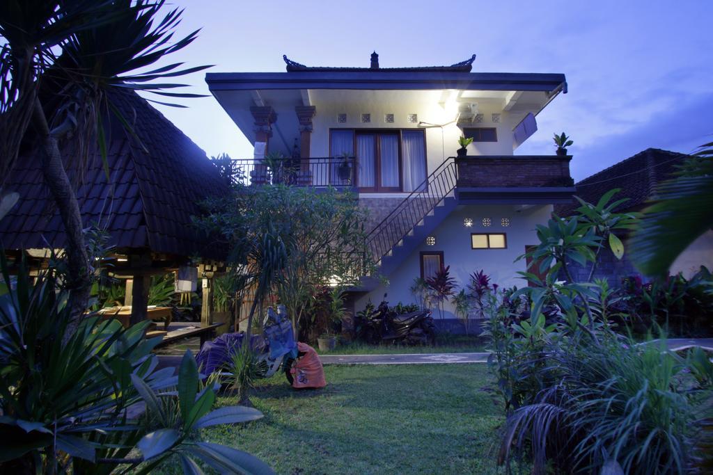 Loris Homestay Ubud  Ngoại thất bức ảnh