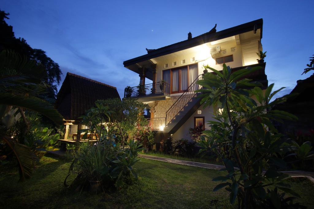 Loris Homestay Ubud  Ngoại thất bức ảnh